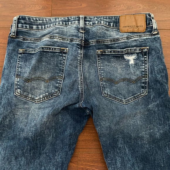 Distressed American Eagle Jeans - Picture 5 of 6